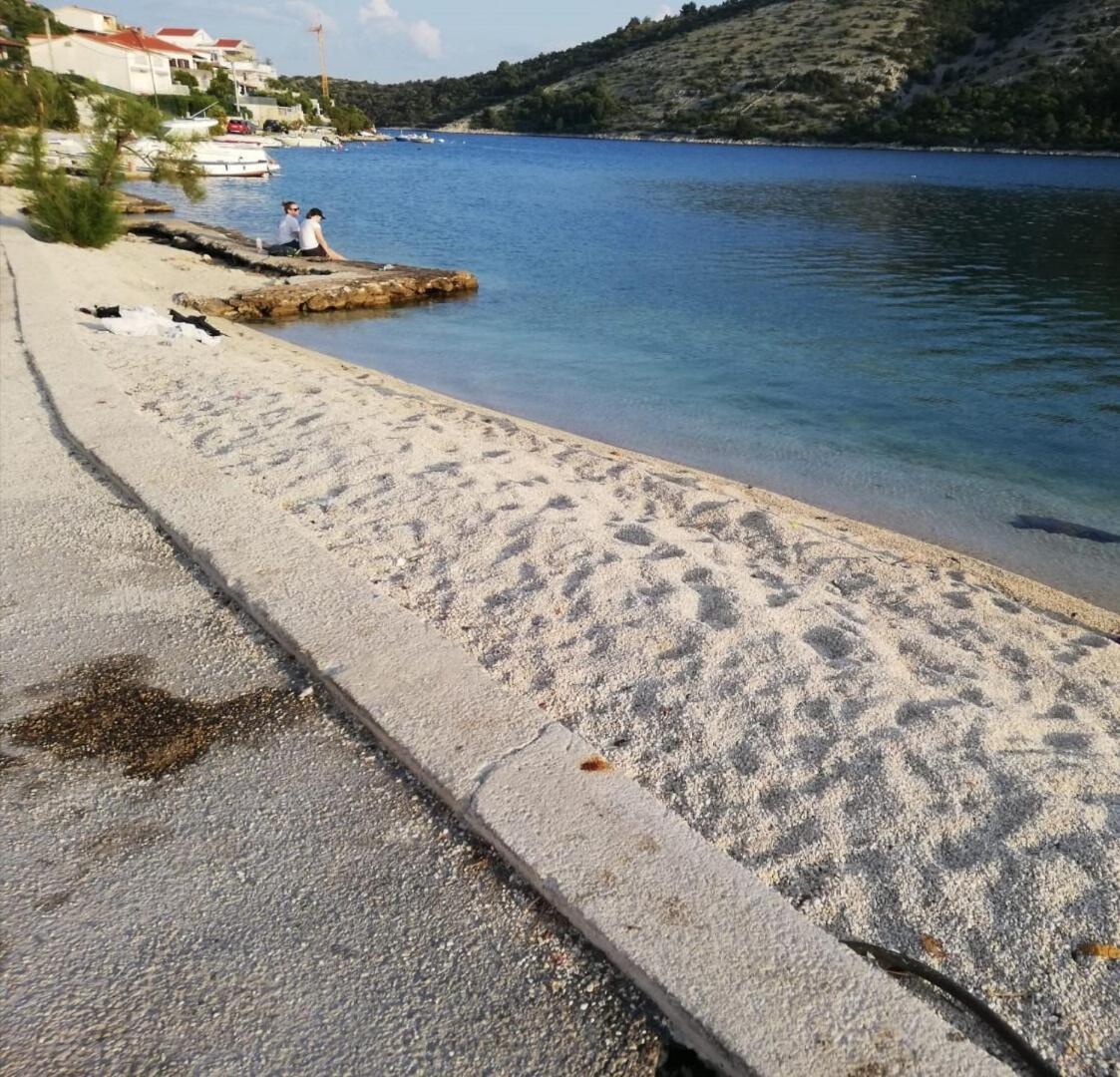 Apartment Josip Vinišće Εξωτερικό φωτογραφία